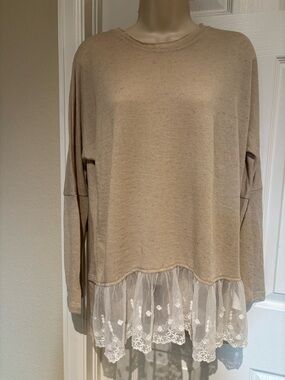 Hayden Beige Long-Sleeve Sweatshirt with Lace Hem